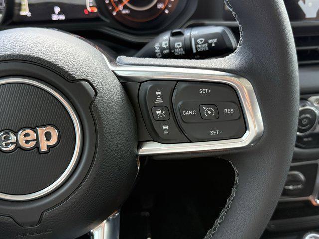 new 2025 Jeep Wrangler car, priced at $47,695