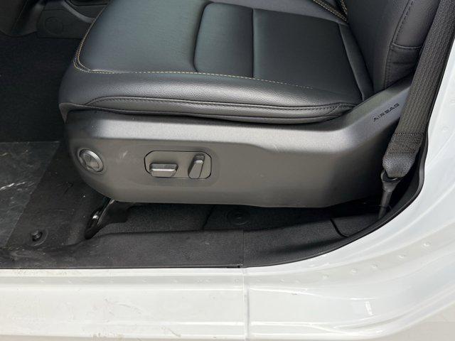 new 2025 Jeep Wrangler car, priced at $47,695