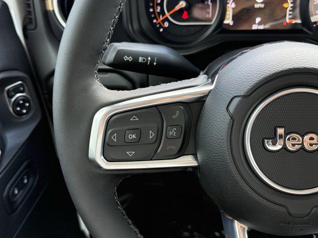 new 2025 Jeep Wrangler car, priced at $47,695