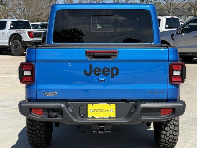 new 2025 Jeep Gladiator car, priced at $45,610