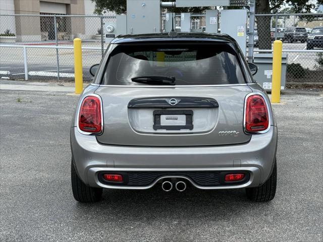 used 2021 MINI Hardtop car, priced at $23,000