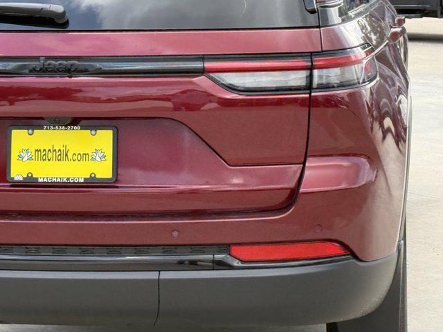 new 2025 Jeep Grand Cherokee car, priced at $35,905