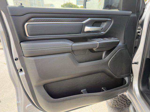 new 2025 Ram 1500 car, priced at $61,126