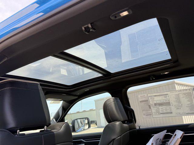 new 2025 Ram 1500 car, priced at $55,561