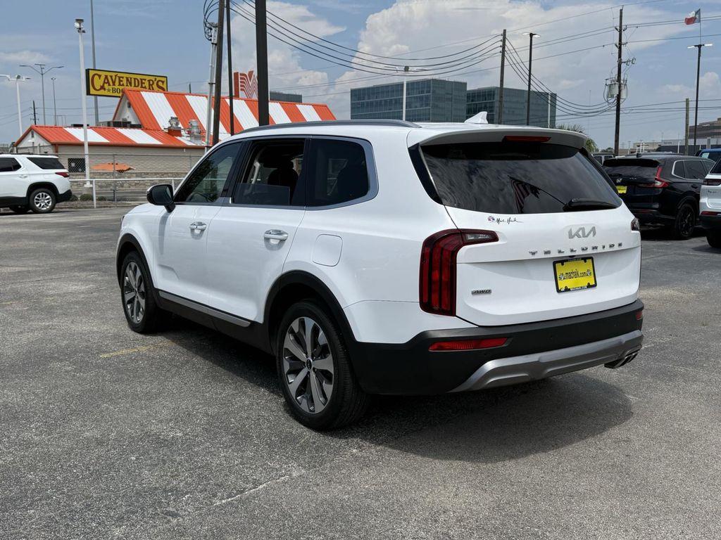 used 2022 Kia Telluride car, priced at $32,000