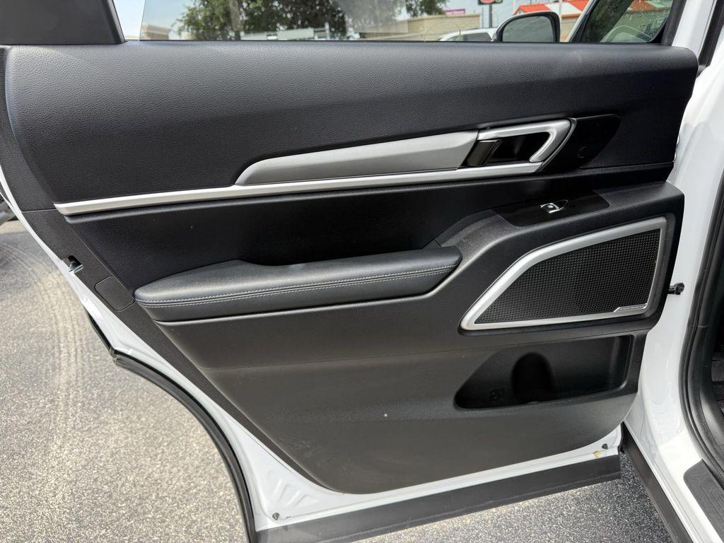 used 2022 Kia Telluride car, priced at $32,000