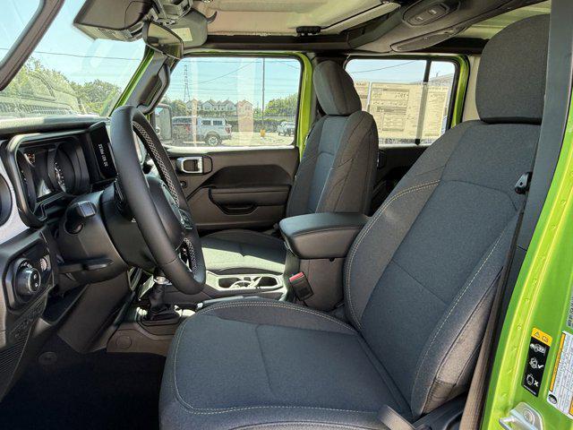 new 2025 Jeep Gladiator car, priced at $38,408