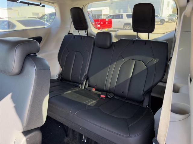 used 2018 Chrysler Pacifica car, priced at $20,000