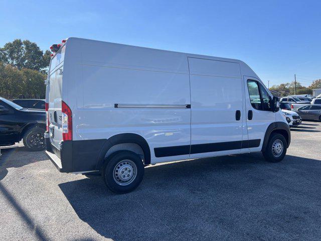 new 2025 Ram ProMaster 2500 car, priced at $46,742