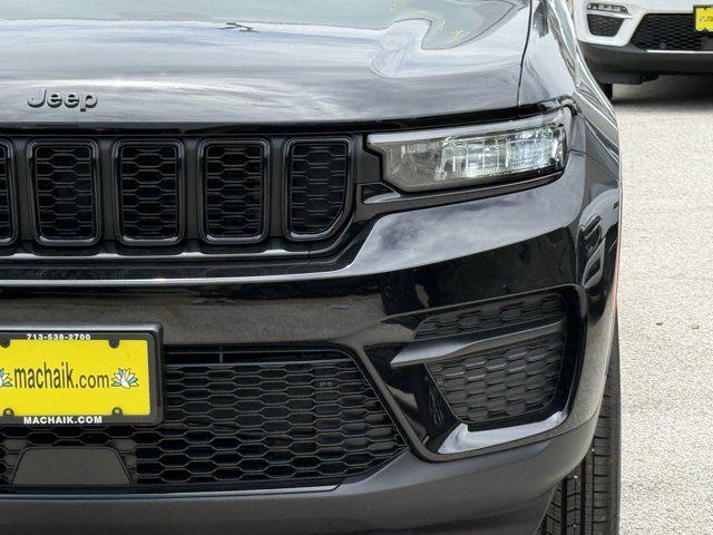 new 2025 Jeep Grand Cherokee car, priced at $35,535