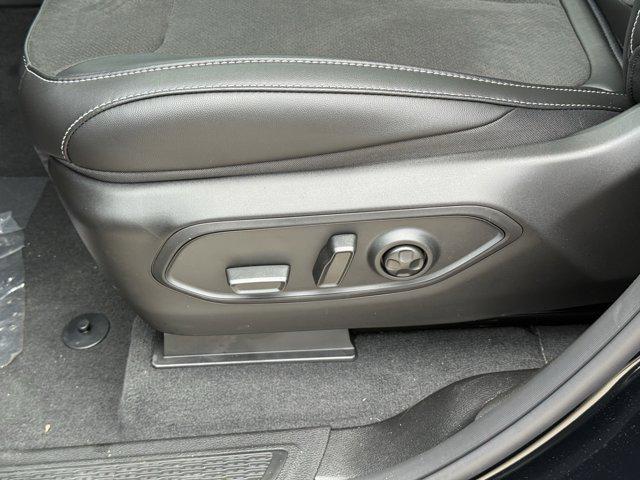 new 2025 Jeep Grand Cherokee car, priced at $35,535