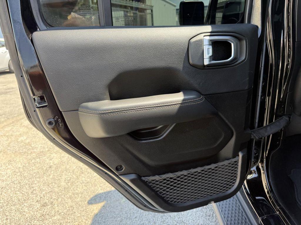 used 2023 Jeep Gladiator car, priced at $33,500