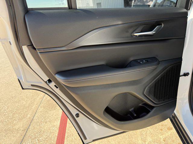 new 2025 Jeep Grand Cherokee car, priced at $34,299