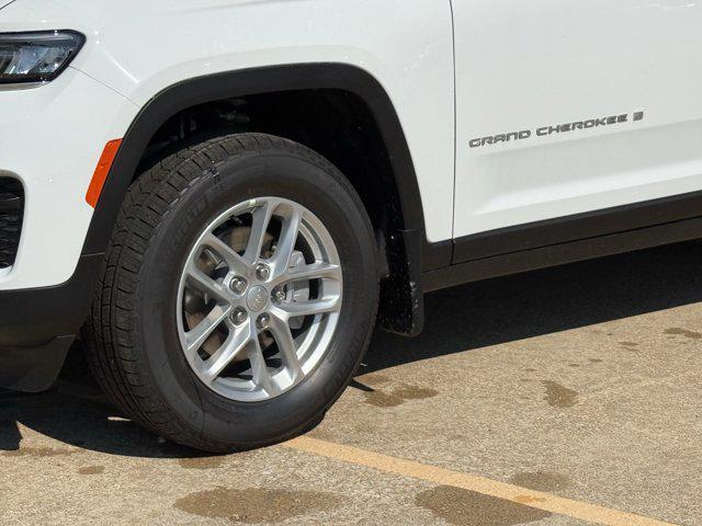 new 2025 Jeep Grand Cherokee car, priced at $34,299