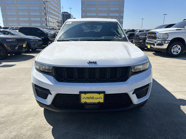 new 2024 Jeep Grand Cherokee car, priced at $36,398