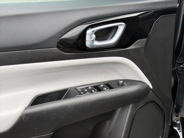 used 2024 Jeep Compass car, priced at $26,000