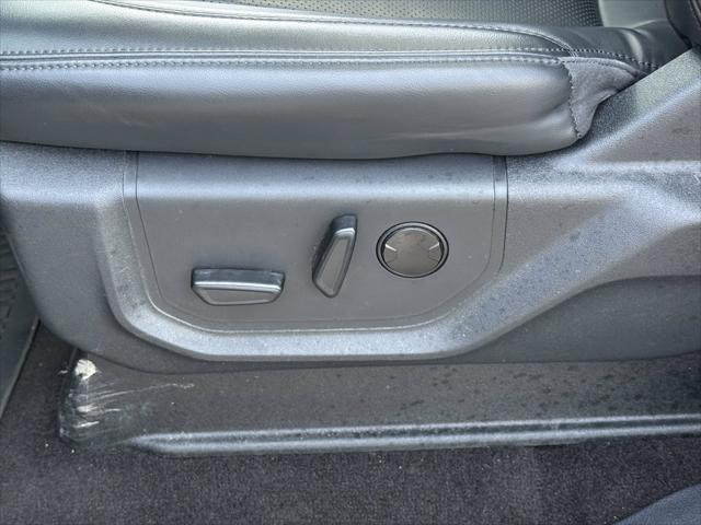 used 2023 Ford Expedition car, priced at $48,000