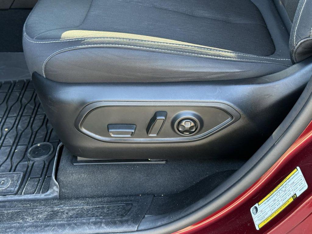 used 2023 Jeep Grand Cherokee car, priced at $22,000