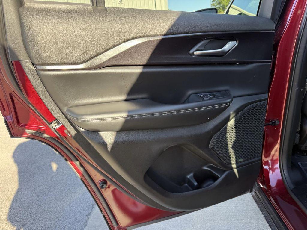 used 2023 Jeep Grand Cherokee car, priced at $22,000