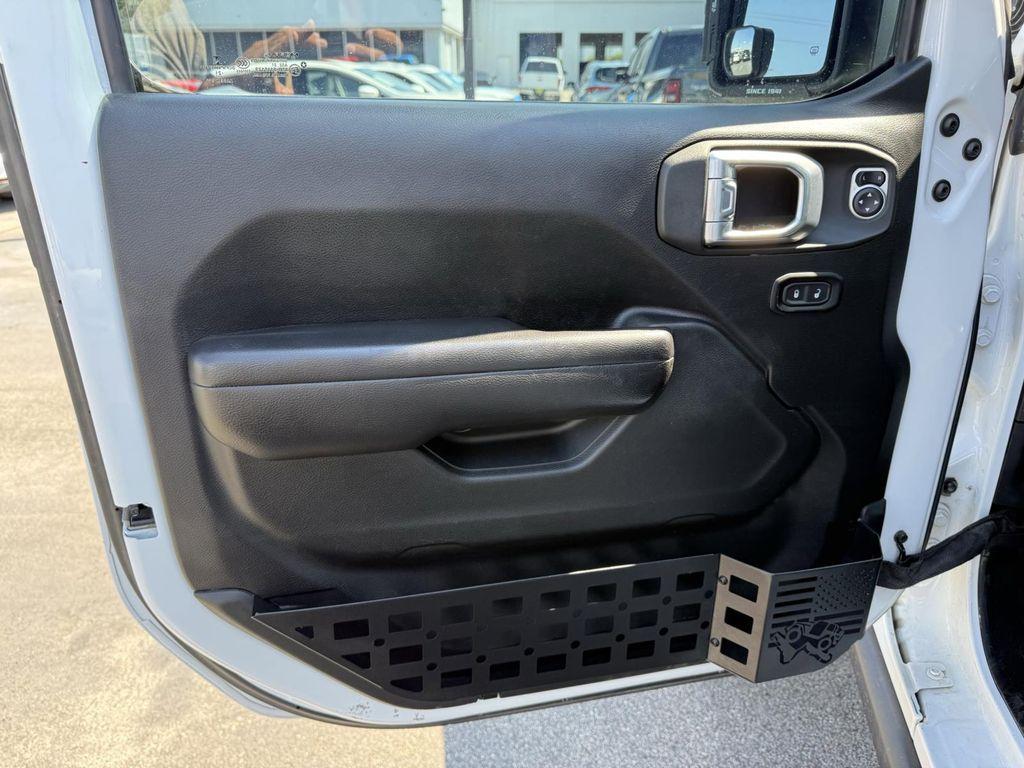 used 2021 Jeep Gladiator car, priced at $30,000