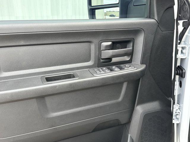 new 2025 Ram 3500 car, priced at $60,328