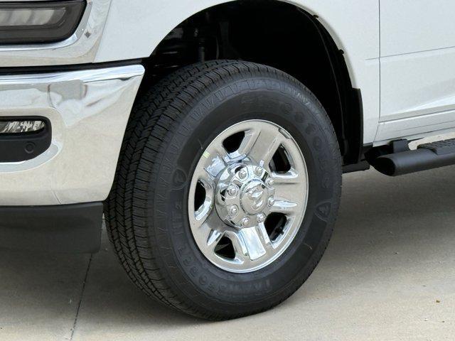 new 2025 Ram 3500 car, priced at $60,328