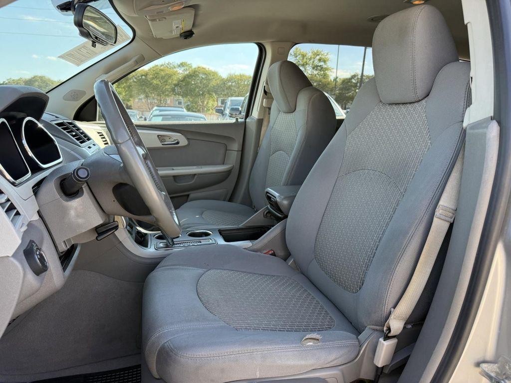 used 2012 Chevrolet Traverse car, priced at $5,500