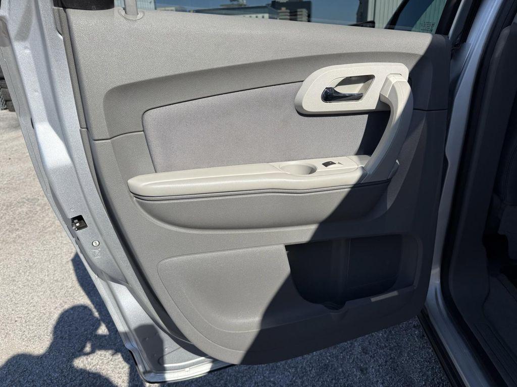 used 2012 Chevrolet Traverse car, priced at $5,500