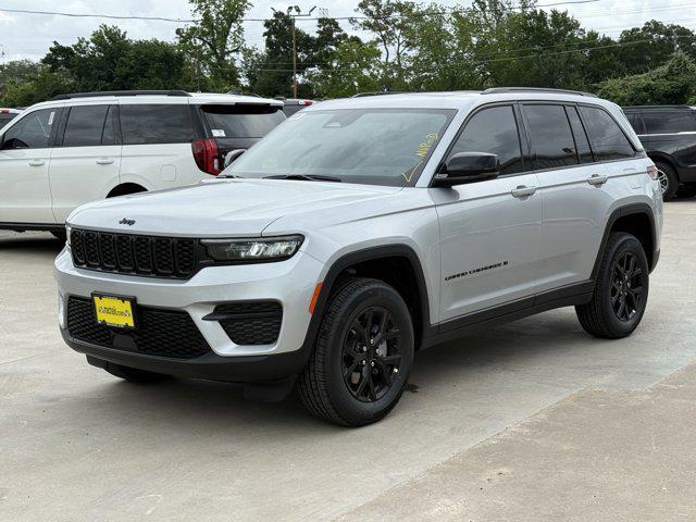 new 2025 Jeep Grand Cherokee car, priced at $35,863