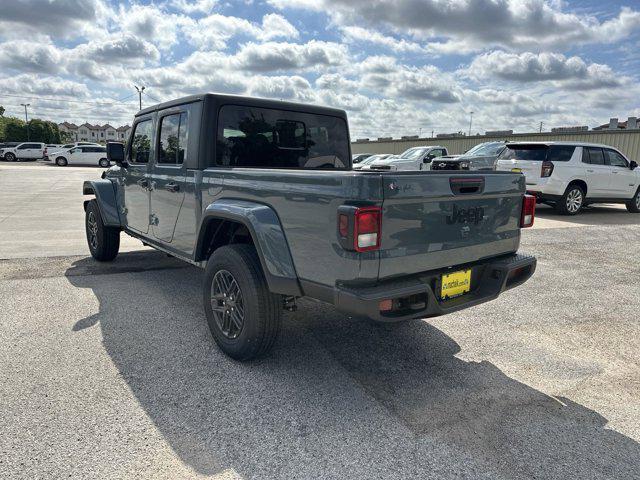 new 2024 Jeep Gladiator car, priced at $37,456