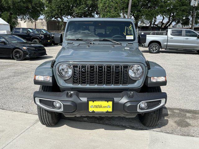 new 2024 Jeep Gladiator car, priced at $37,456