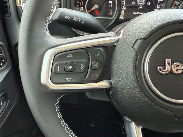 new 2025 Jeep Wrangler car, priced at $46,660