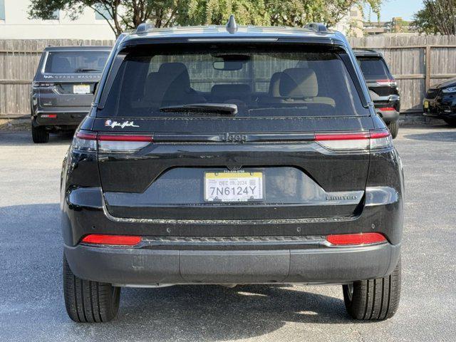 new 2024 Jeep Grand Cherokee car, priced at $35,580