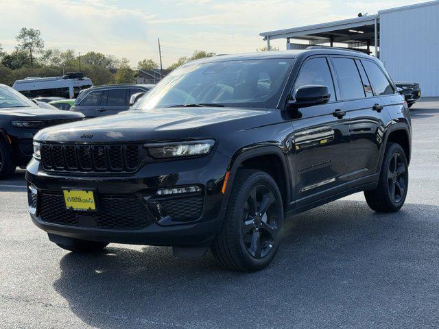 new 2024 Jeep Grand Cherokee car, priced at $35,580