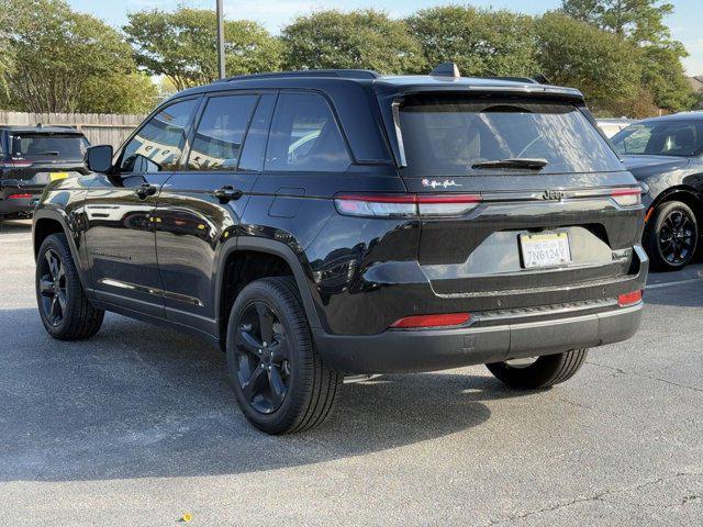 new 2024 Jeep Grand Cherokee car, priced at $35,580