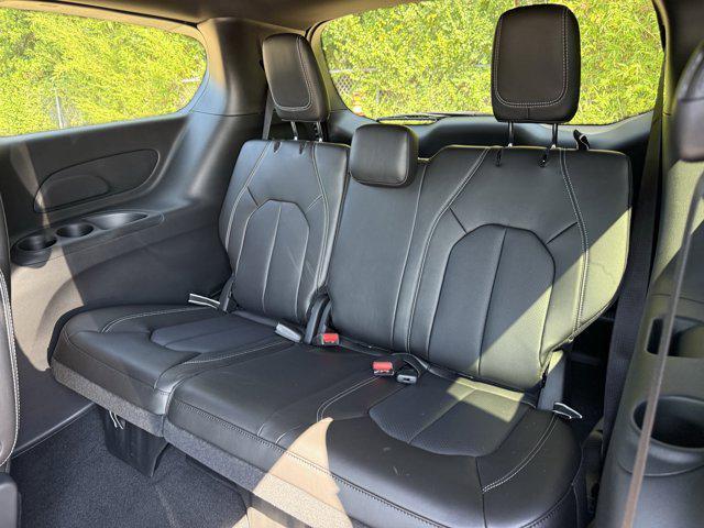 new 2026 Chrysler Pacifica car, priced at $39,752