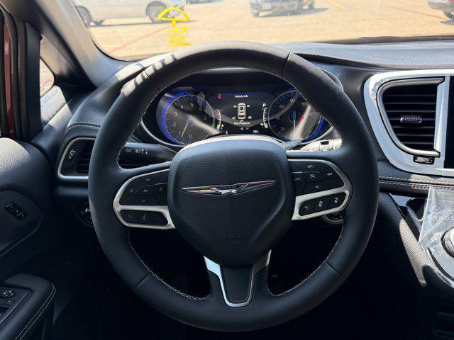 new 2026 Chrysler Pacifica car, priced at $39,752