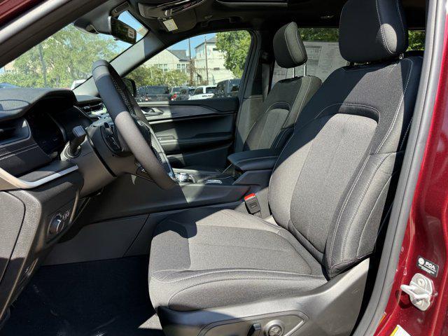 new 2025 Jeep Grand Cherokee car, priced at $34,447