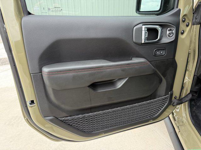 new 2025 Jeep Gladiator car, priced at $52,189