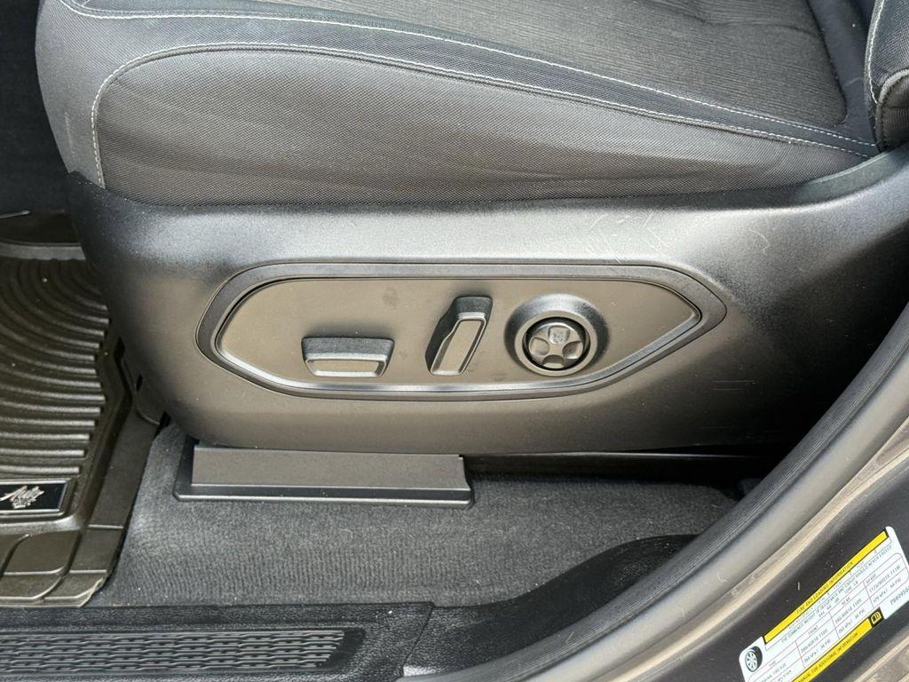 used 2023 Jeep Grand Cherokee L car, priced at $22,000