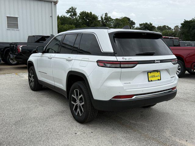 new 2025 Jeep Grand Cherokee car, priced at $39,156