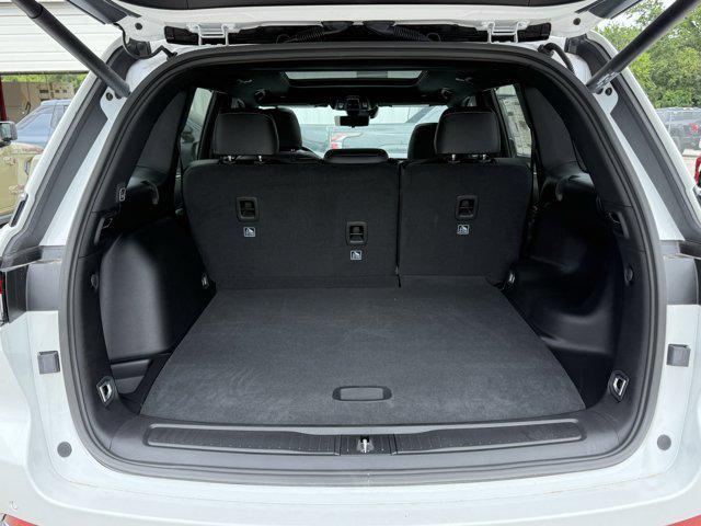 new 2025 Jeep Grand Cherokee car, priced at $39,156