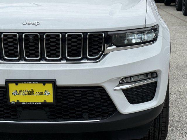 new 2025 Jeep Grand Cherokee car, priced at $39,156