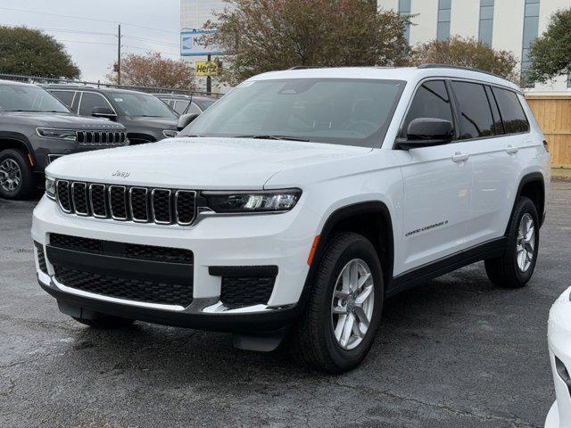 new 2024 Jeep Grand Cherokee L car, priced at $34,425