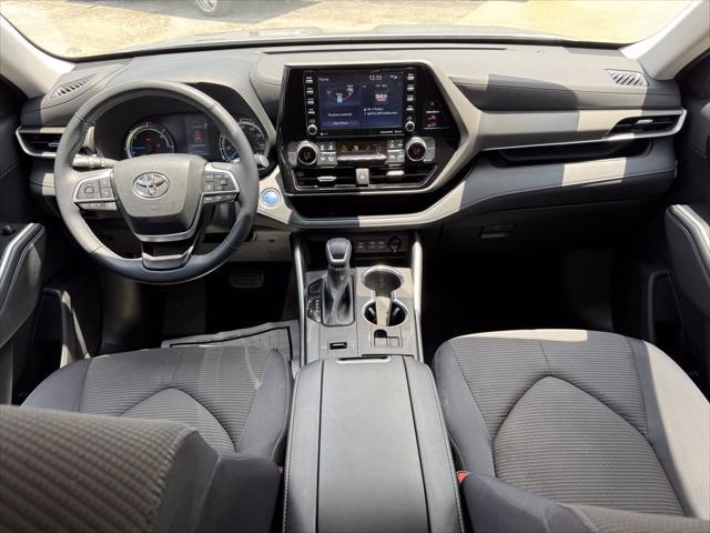 used 2022 Toyota Highlander Hybrid car, priced at $35,250