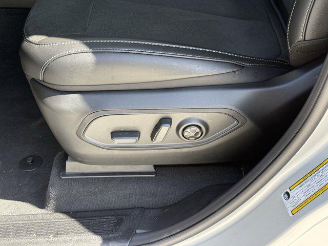 new 2025 Jeep Grand Cherokee L car, priced at $37,414