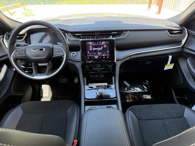 new 2025 Jeep Grand Cherokee L car, priced at $37,414