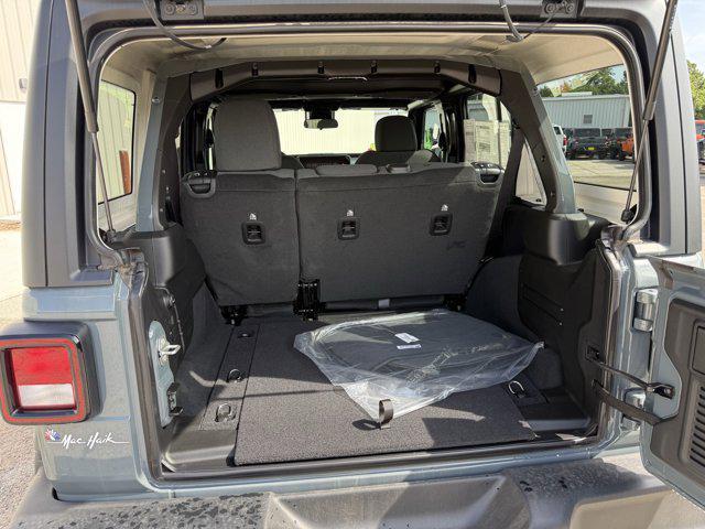 new 2025 Jeep Wrangler car, priced at $41,707