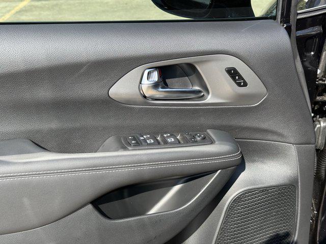 new 2026 Chrysler Pacifica car, priced at $39,321