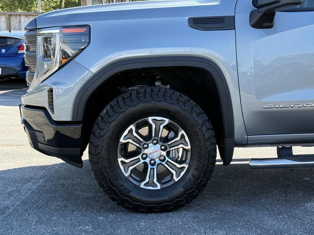 used 2023 GMC Sierra 1500 car, priced at $35,500